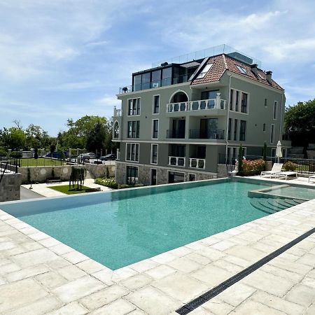 Mediterranea Complex - Luxury Apartment With Sea & Pool View! Varna Buitenkant foto