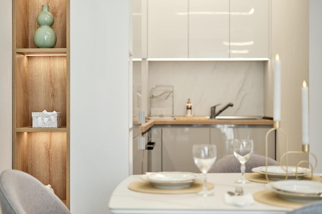 Mediterranea Complex - Luxury Apartment With Sea & Pool View! Varna Buitenkant foto